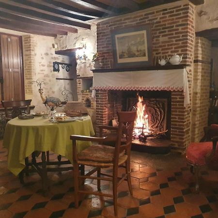 Chambre D'Hotes La Ferme Du Pre-Martin La Genevraie Bagian luar foto